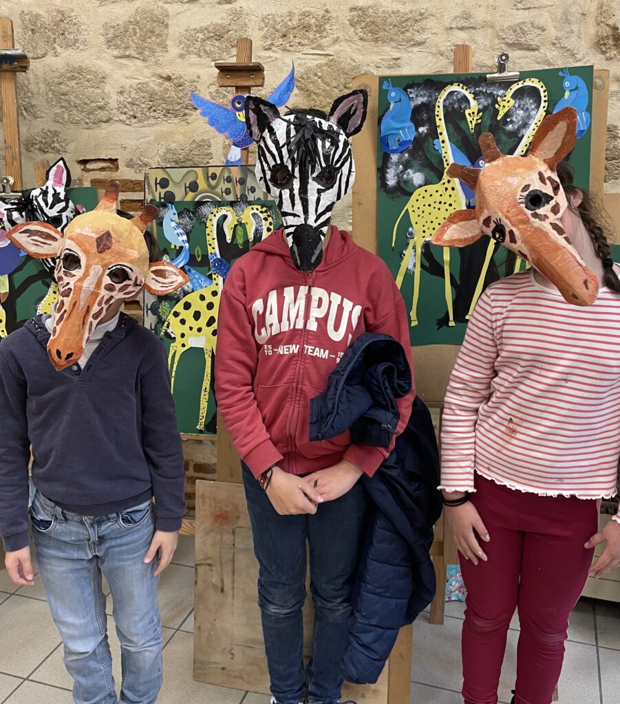 Atelier création de masques d'animaux à l'Atelier Amarillo à Langon